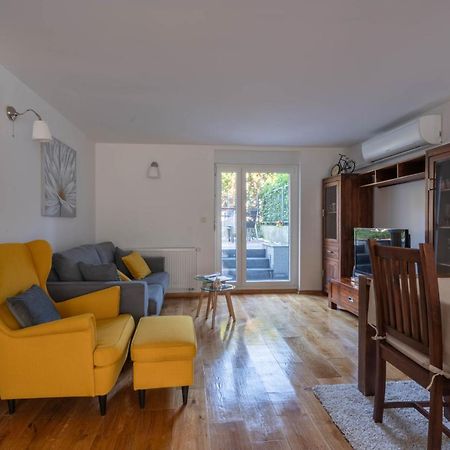 Apartment Gabriella Загреб Екстериор снимка